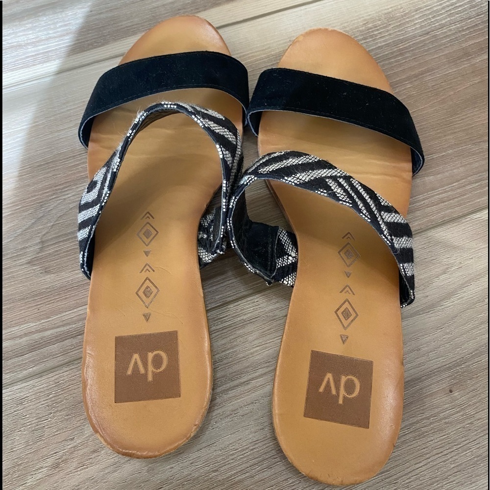* DV Brown, black and white Sandals